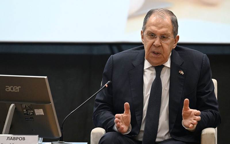 سرگئی لاوروف کا امریکہ پر سنگین الزام، ایران پر ممکنہ حملے کا انتباہ